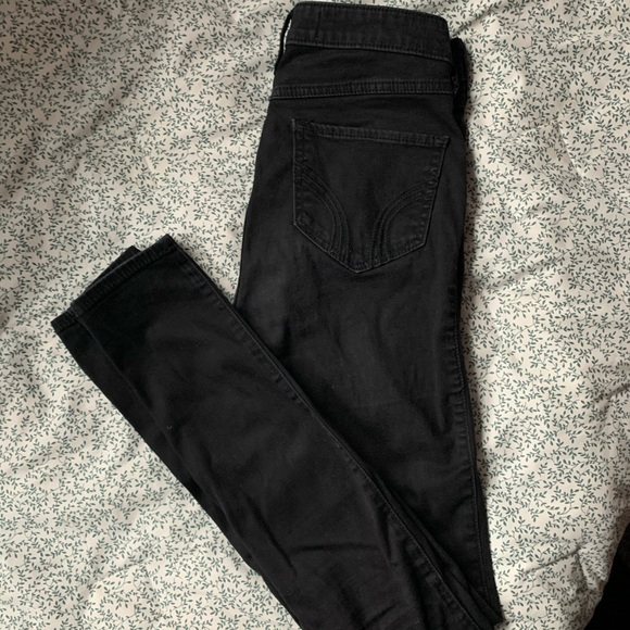 Hollister Black High Waisted Jeggings - 1L - Picture 1 of 3